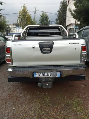 Toyota Hilux 2011 Purple