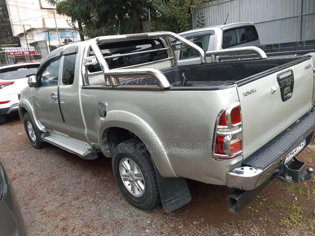 Toyota Hilux 2011 Purple