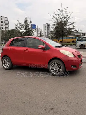 Toyota Yaris 2008 Red