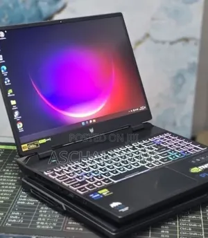 New Laptop Acer Predator Helios Neo 16 16GB Intel Core i7 SSD 512GB