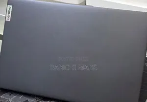 New Laptop Lenovo Ideapad 3 8GB Intel Core i5 SSD 512GB