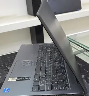 New Laptop Lenovo Ideapad 3 8GB Intel Core i5 SSD 512GB