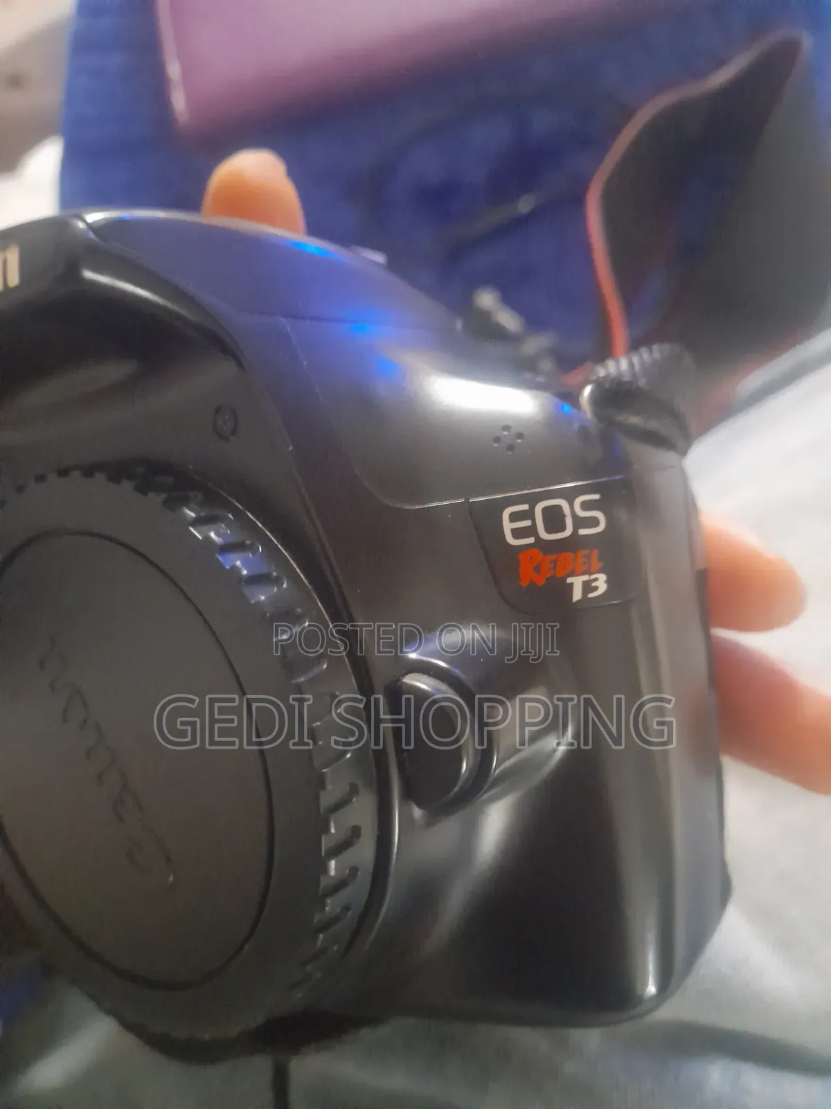 የሚሸጥ ካኖን ካሜራ (Canon EOS Rebel T3 Body Only)