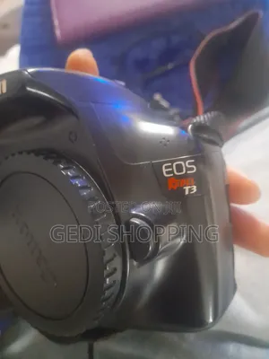 የሚሸጥ ካኖን ካሜራ (Canon EOS Rebel T3 Body Only)