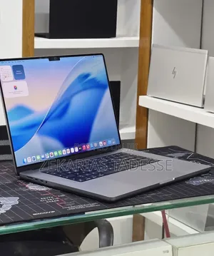 New Laptop Apple MacBook Pro 2021 M1 32GB Apple M1 SSD 512GB