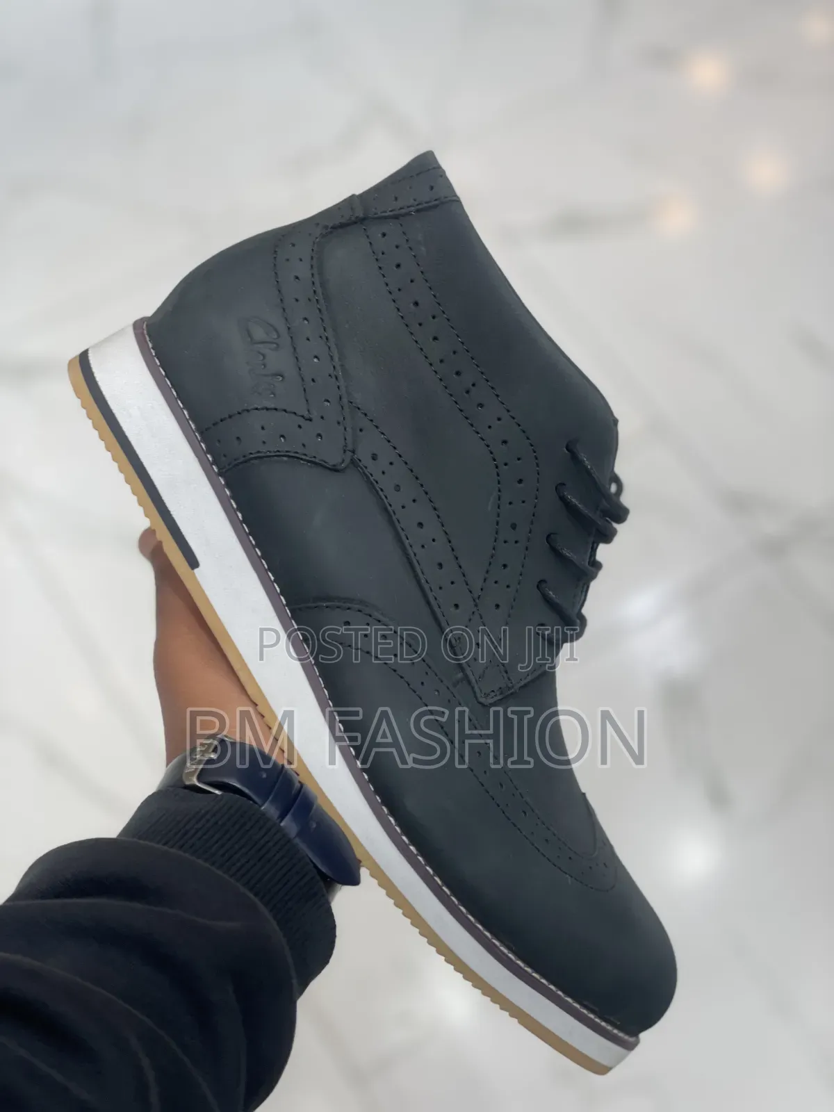 Clarks Hybrid Mid-Top