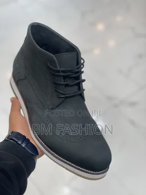 Clarks Hybrid Mid-Top
