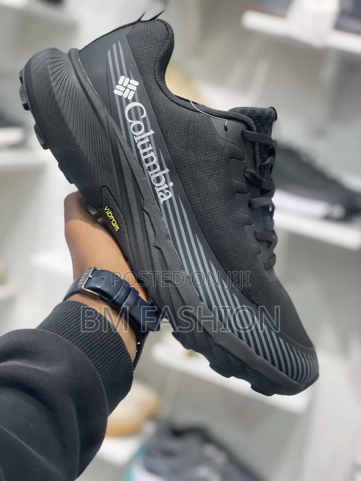 Columbia Trail Shoes Stealth Black Modern Sneakers