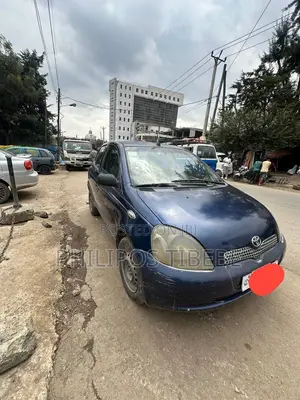 Toyota Yaris 1.4 2002 Blue