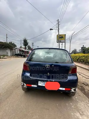 Toyota Yaris 1.4 2002 Blue