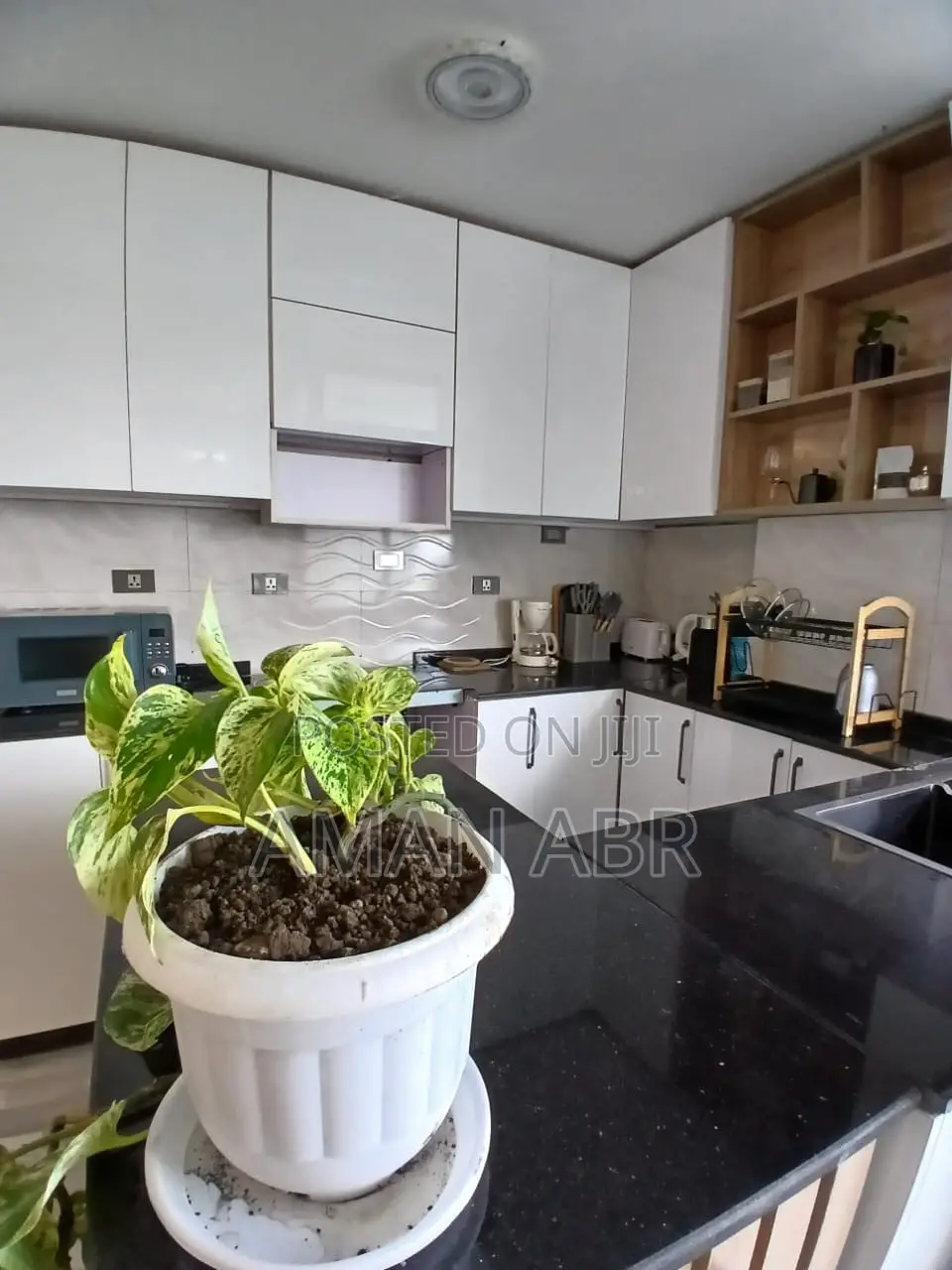 Furnished 2bdrm Apartment in Bole for rent
