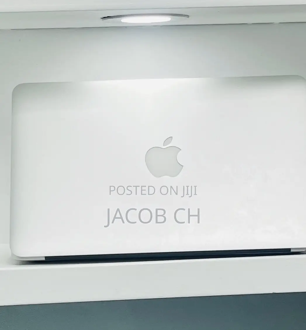 Laptop Apple MacBook Air 4GB Intel Core i5 SSD 256GB