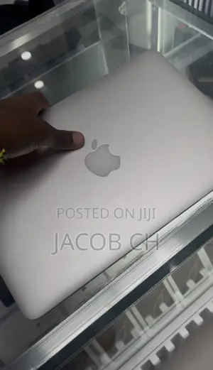 Laptop Apple MacBook Air 4GB Intel Core i5 SSD 256GB