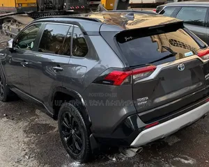 Toyota RAV4 2023 Matt Black