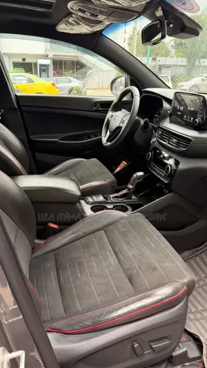Hyundai Tucson 2020 Pink