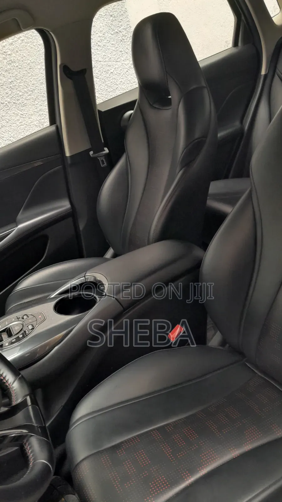 BYD E2 43 kWh 94 hp FWD 2024 Silver