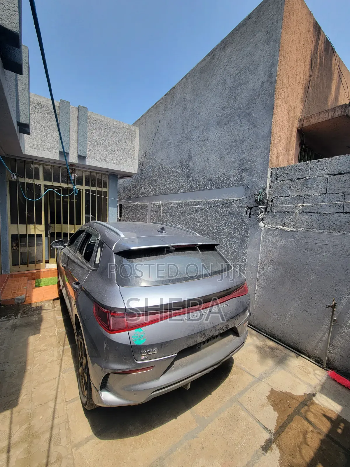 BYD E2 43 kWh 94 hp FWD 2024 Silver
