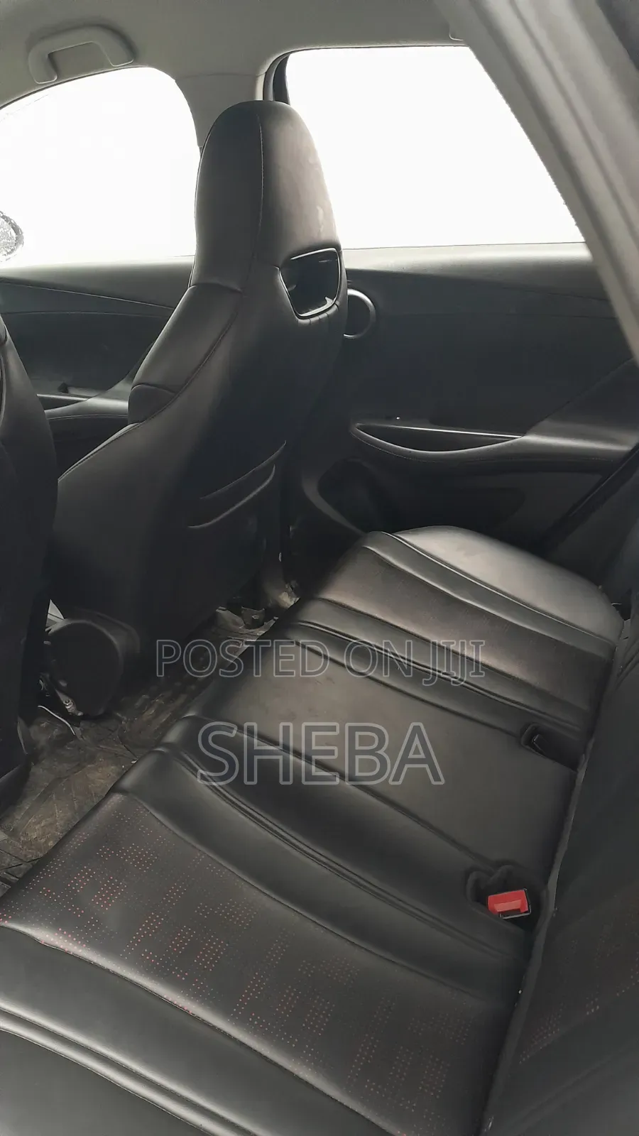 BYD E2 43 kWh 94 hp FWD 2024 Silver