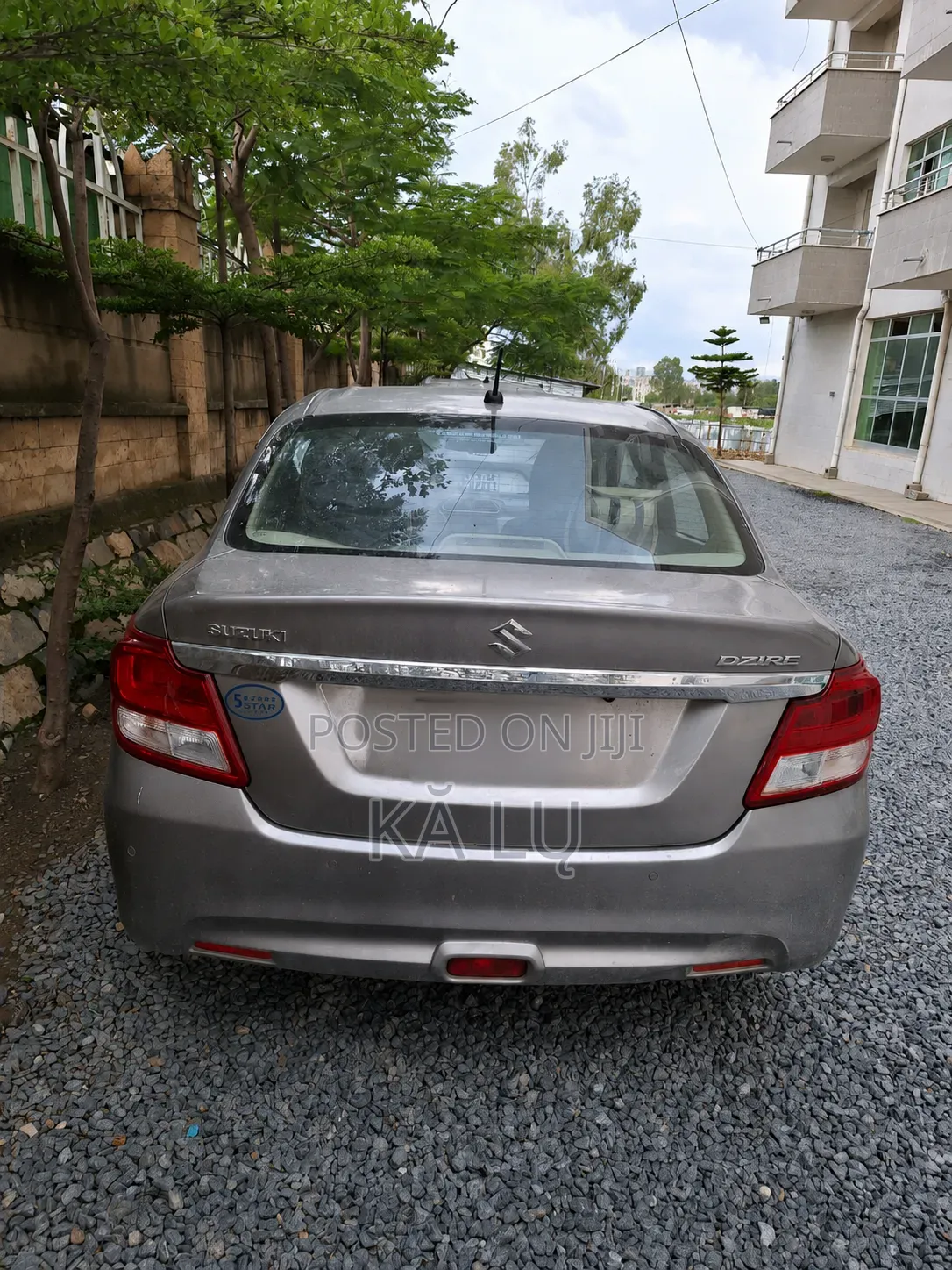 Suzuki Dzire 2022 Silver