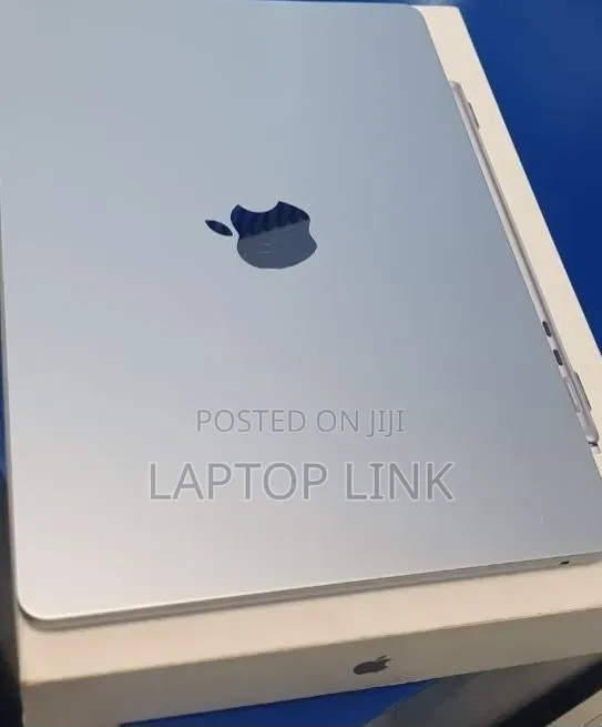 New Laptop Apple MacBook Air 2025 M4 16GB Apple M4 SSD 512GB