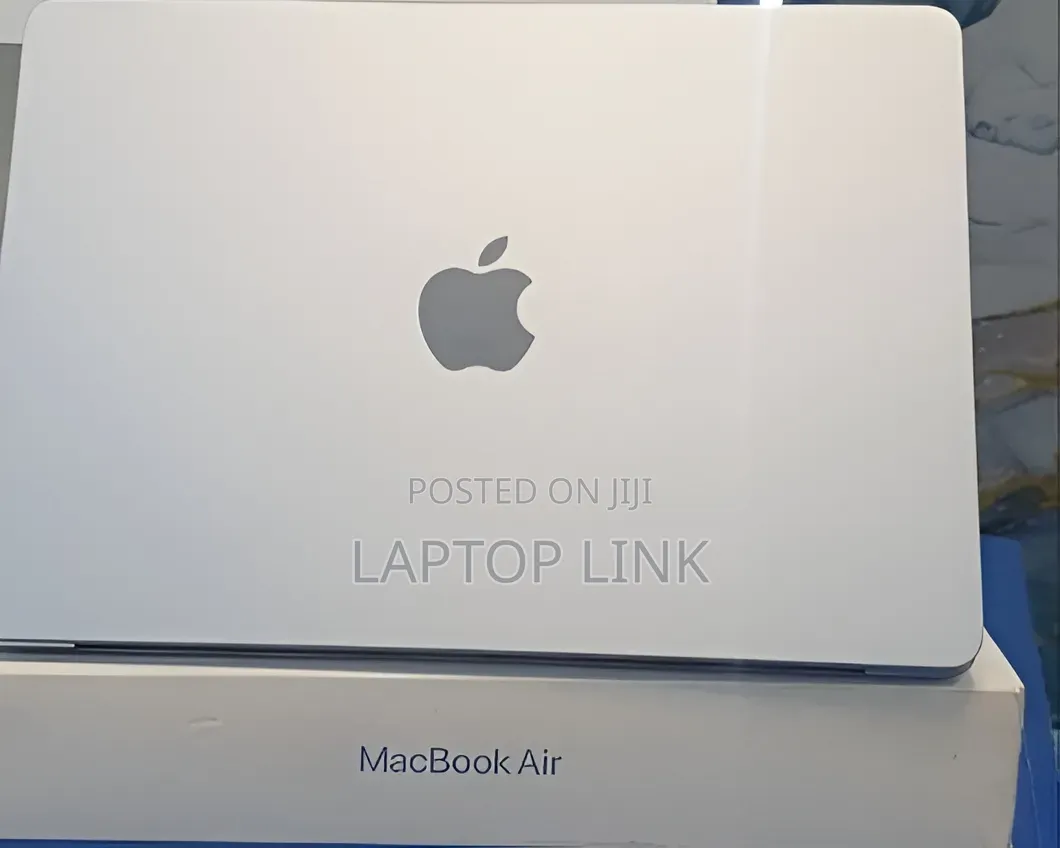 New Laptop Apple MacBook Air 2025 M4 16GB Apple M4 SSD 512GB