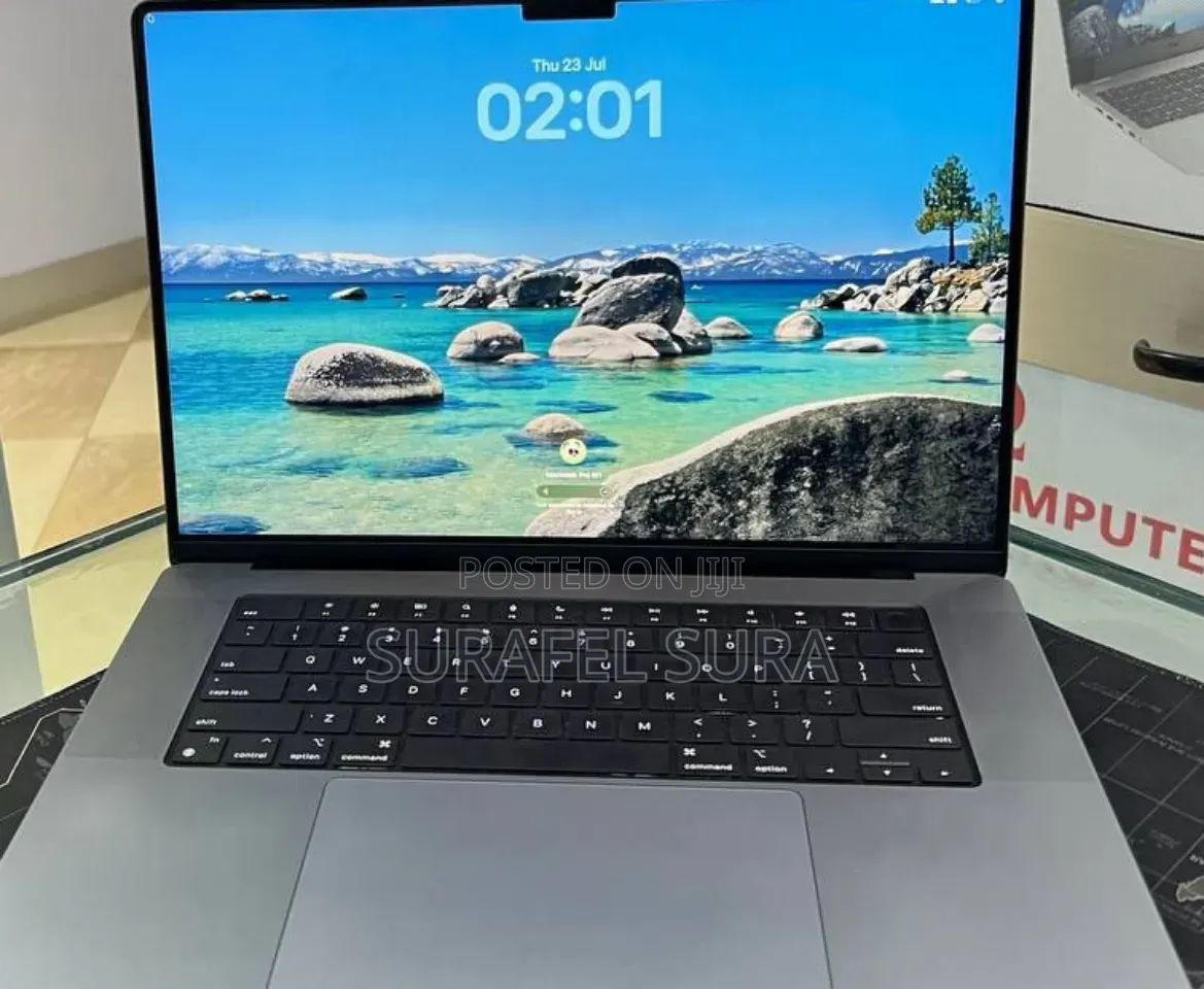 New Laptop Apple MacBook Pro 2021 M1 32GB Apple M1 Pro SSD 512GB