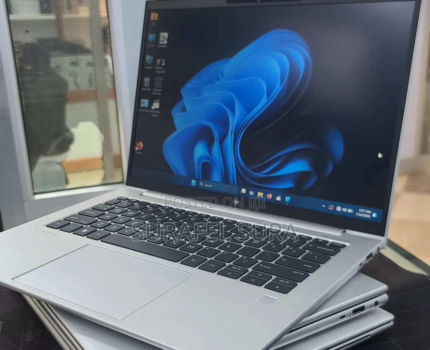 New Laptop HP EliteBook 840 G10 16GB Intel Core i7 SSD 512GB