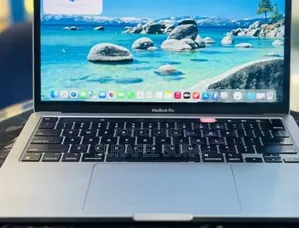 New Laptop Apple MacBook Pro 2022 M2 16GB Apple M2 SSD 512GB