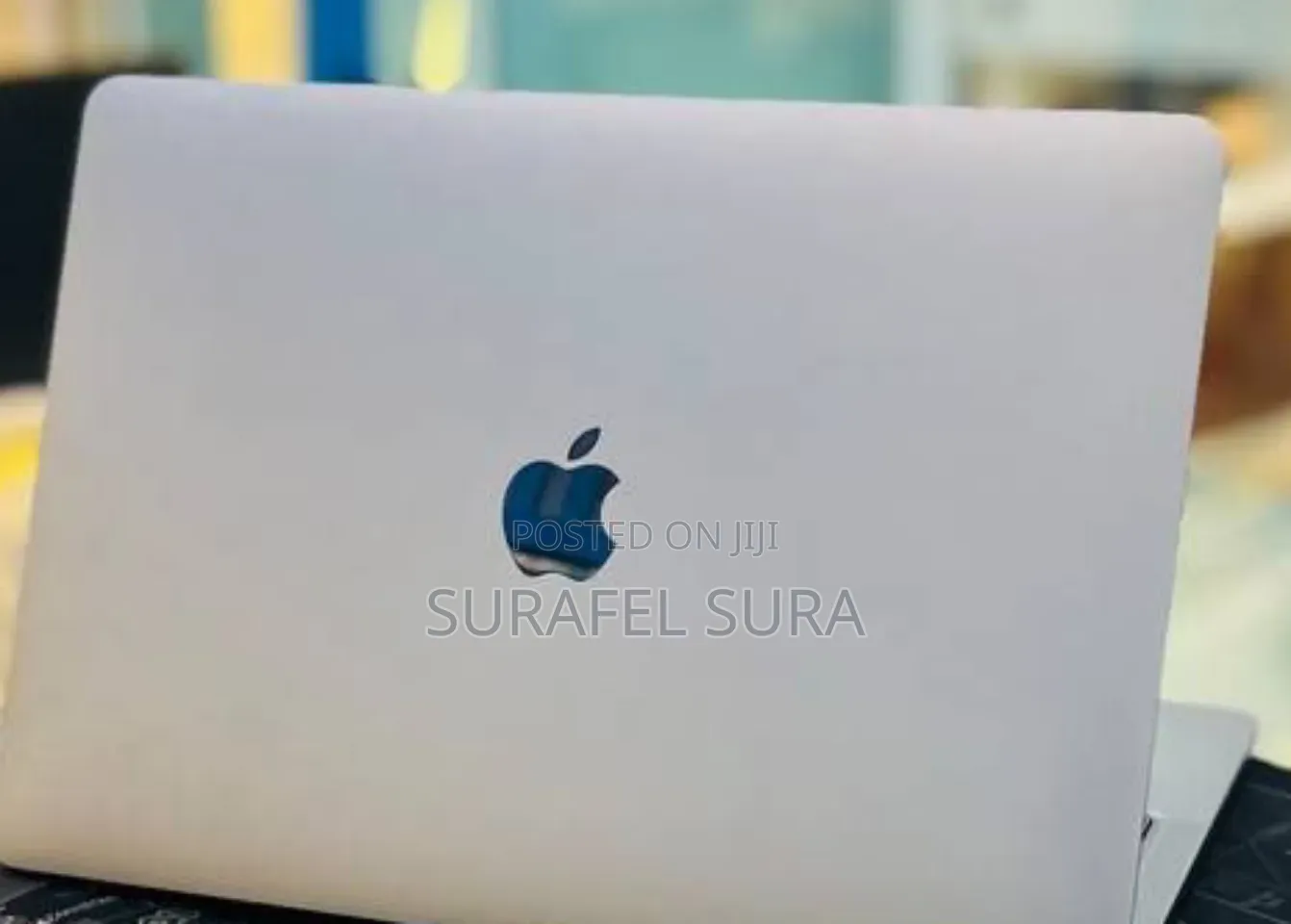New Laptop Apple MacBook Pro 2022 M2 16GB Apple M2 SSD 512GB