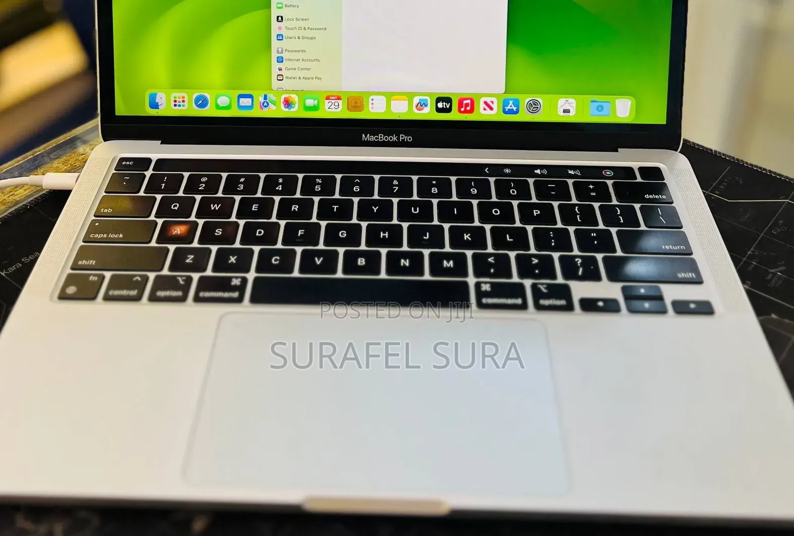 New Laptop Apple MacBook Pro 16GB Apple M1 Pro SSD 256GB