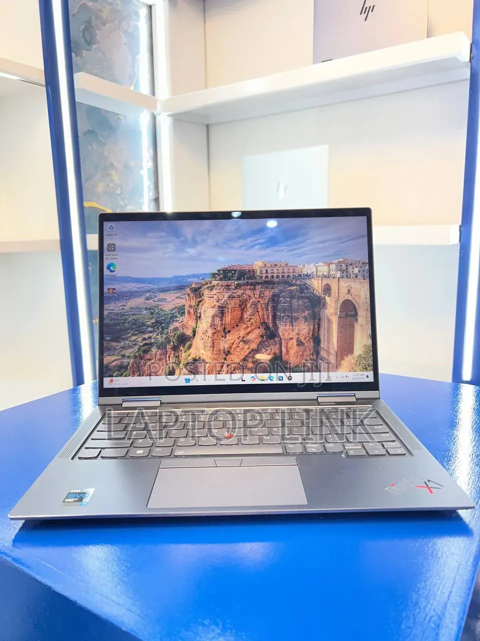 New Laptop Lenovo ThinkPad X1 Yoga 16GB Intel Core i7 SSD 512GB