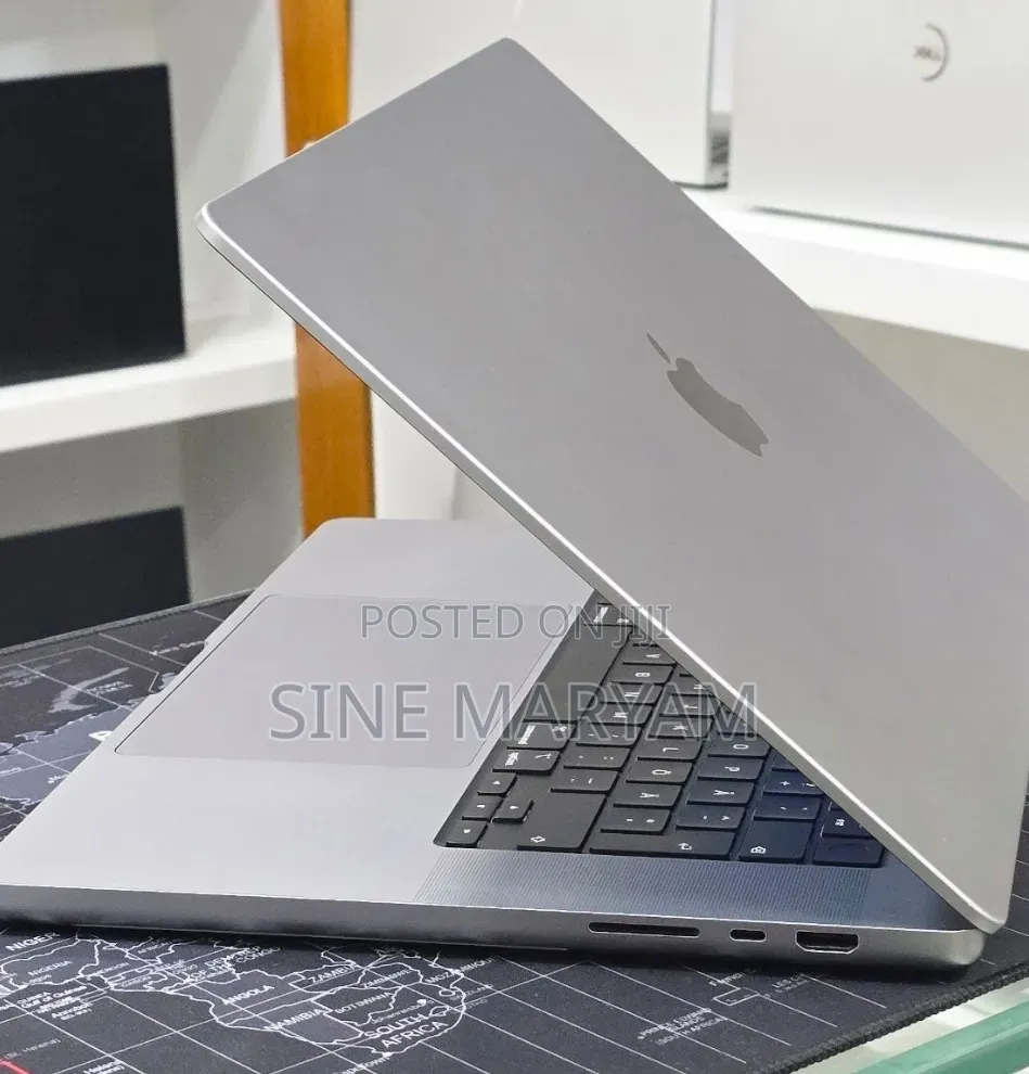 New Laptop Apple MacBook Pro 2021 M1 Max 32GB Apple M1 Max SSD 512GB