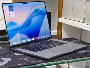New Laptop Apple MacBook Pro 2021 M1 Max 32GB Apple M1 Max SSD 512GB
