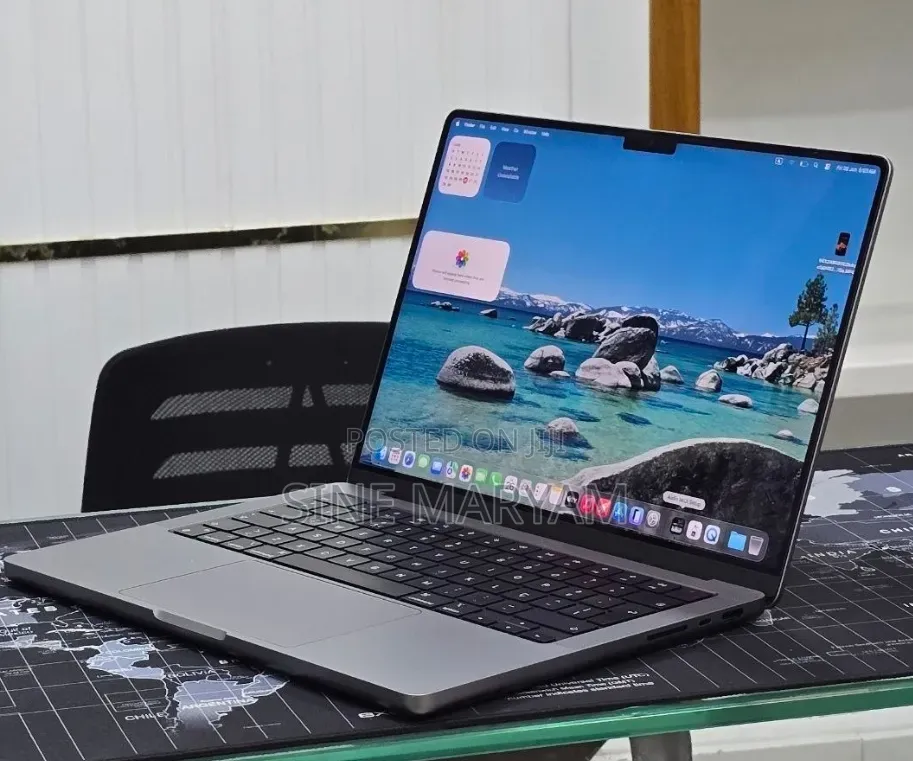 New Laptop Apple MacBook Pro 2021 M1 32GB Apple M1 Pro SSD 512GB