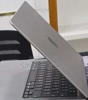 New Laptop Apple MacBook Pro 2021 M1 32GB Apple M1 Pro SSD 512GB