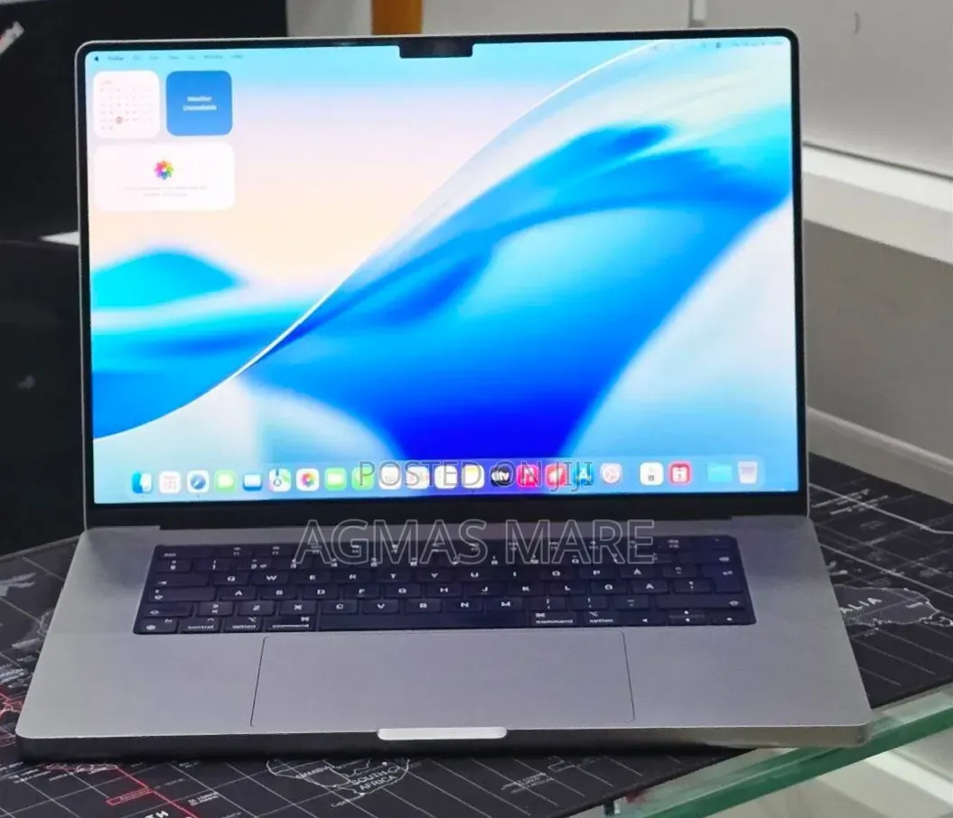 New Laptop Apple MacBook Pro 2021 M1 Max 32GB Apple M1 Max SSD 512GB