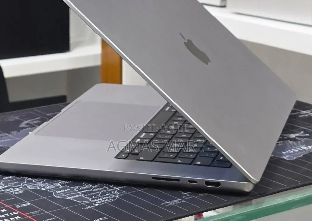 New Laptop Apple MacBook Pro 2021 M1 Max 32GB Apple M1 Max SSD 512GB