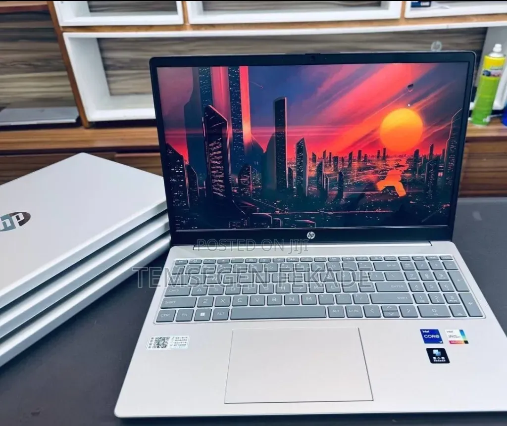 New Laptop HP Stream Notebook 16GB Intel Core i7 SSD 1T