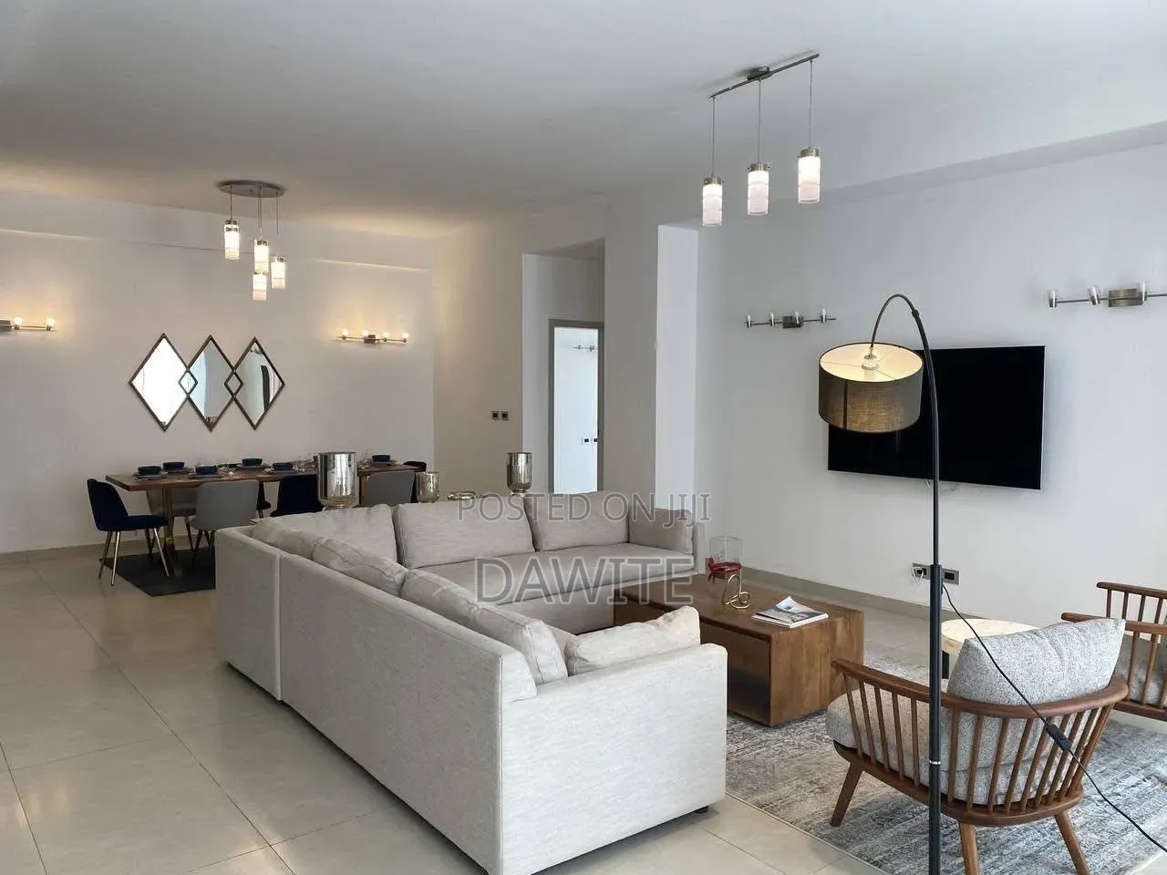 Furnished 4bdrm Apartment in የግል አፓርታማ, Bole for sale