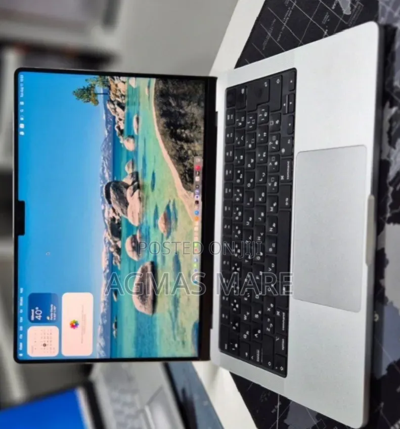 New Laptop Apple MacBook Pro 2024 M4 32GB Apple M4 Pro SSD 512GB
