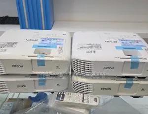 Brand New EPSON Projector Model Name: CB -X49 Hardwar