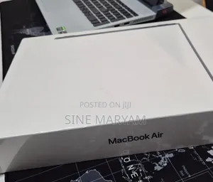 New Laptop Apple MacBook Air 2022 M2 8GB Intel Core M2 SSD 256GB