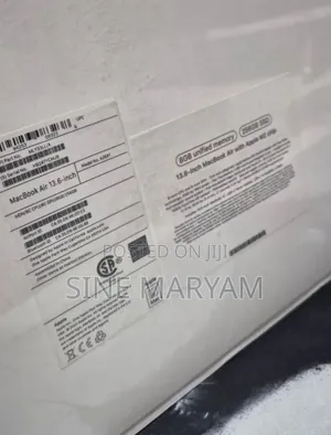 New Laptop Apple MacBook Air 2022 M2 8GB Intel Core M2 SSD 256GB