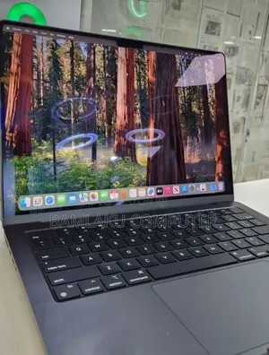 New Laptop Apple MacBook Pro 2023 M3 18GB Apple M3 Pro SSD 512GB