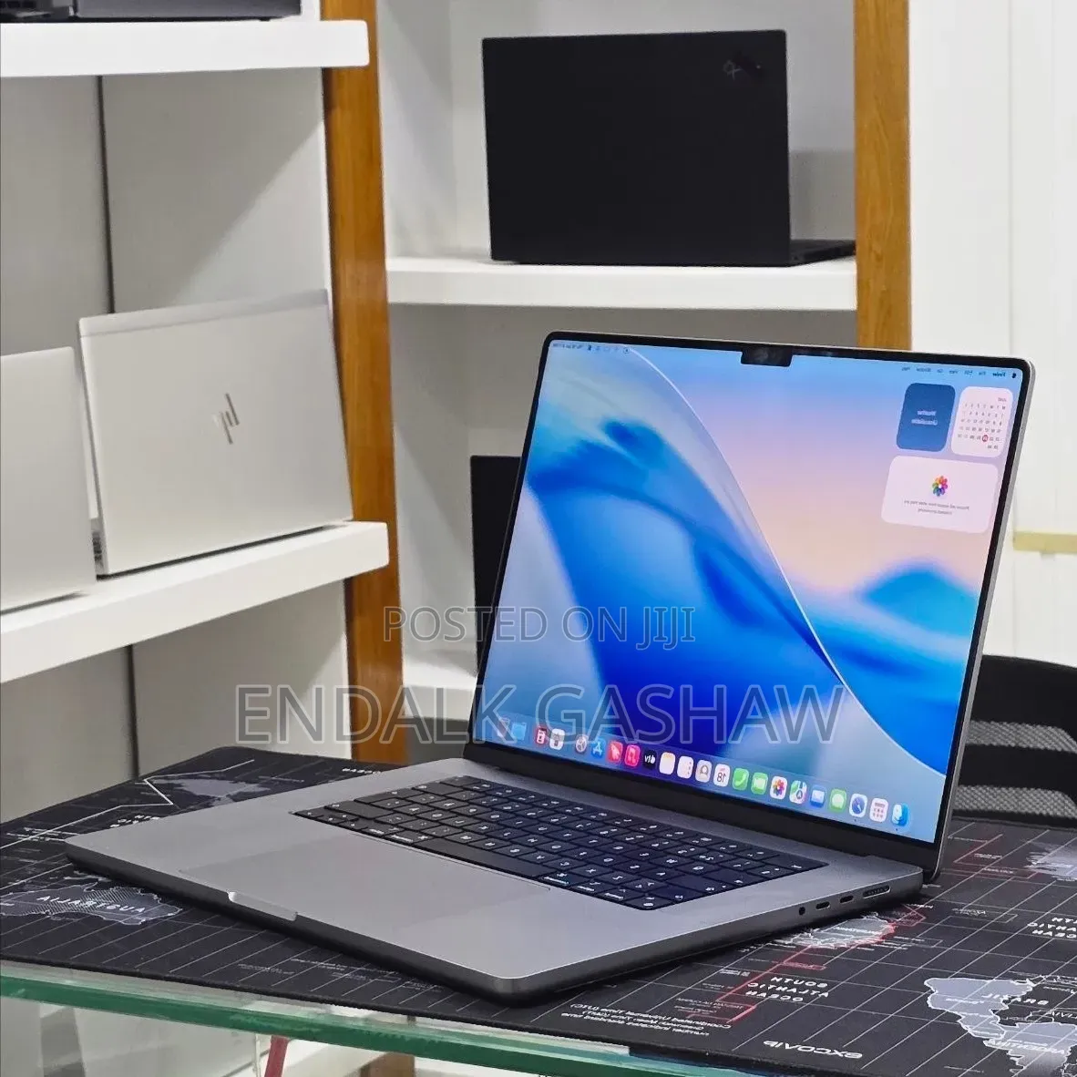 New Laptop Apple MacBook Pro 2021 M1 32GB Apple M1 Max SSD 512GB