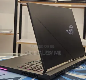 New Laptop Asus ROG Strix SCAR 17 16GB AMD Ryzen 9 SSD 1T