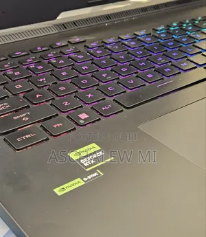New Laptop Asus ROG Strix SCAR 17 16GB AMD Ryzen 9 SSD 1T