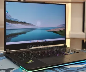 New Laptop Asus ROG Strix SCAR 17 16GB AMD Ryzen 9 SSD 1T