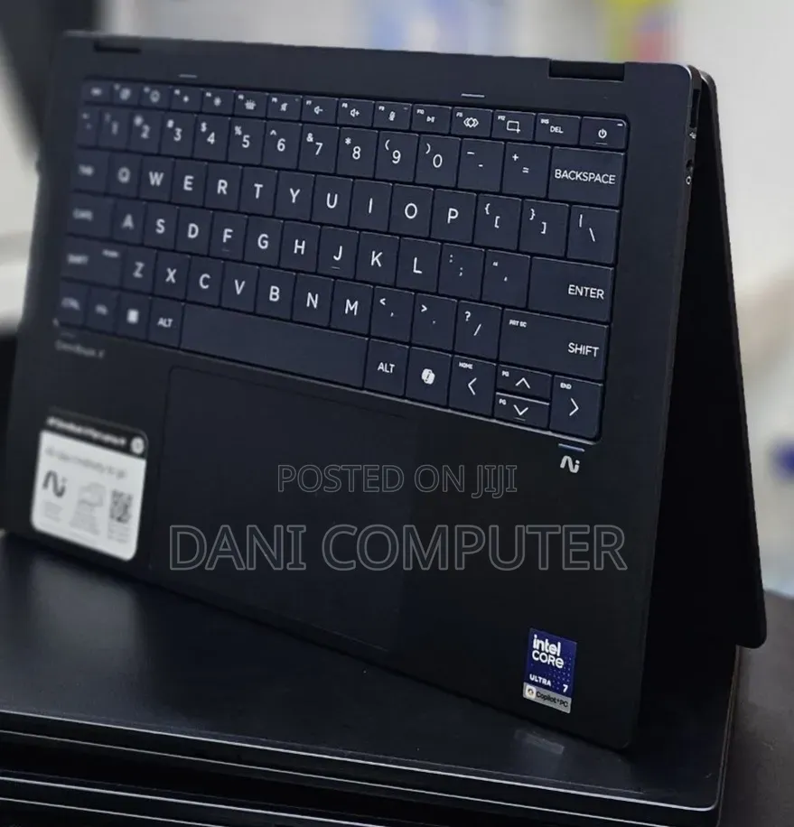 New Laptop HP OmniBook 7 14" 16GB Intel Core Ultra 7 SSD 1T