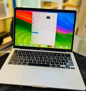 New Laptop Apple MacBook Pro 2020 M1 16GB Apple M1 Pro SSD 256GB